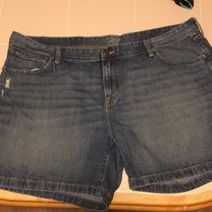 Old navy flirt shorts